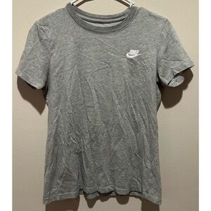 Nike Dri-Fit Kids T-Shirt Size Small‎ - Grey